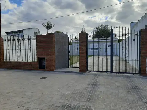 Depto Tipo Casa en Venta de 4 ambientes