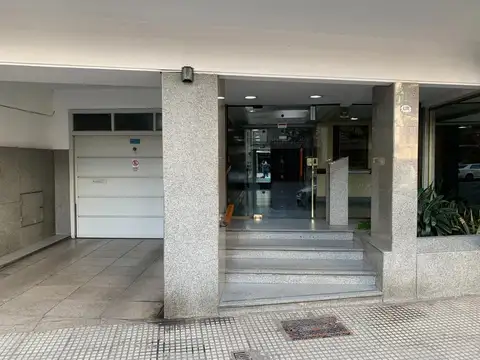 2 AMB FTE BCON 44 m2 + ESPACIO GUARDACOCHE MOVIL + BAULERA