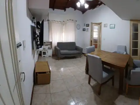 Depto Tipo Casa en Venta de 3 ambientes
