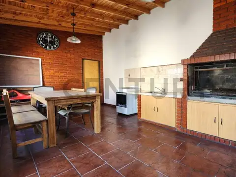 Guamini 5300, Piso 0