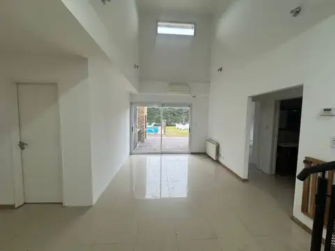 Casa en Alquiler en Altos de Hudson II, USD 2.000