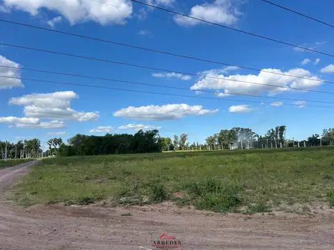 Venta • Lote financiado con o sin anticipo • Parque Robles II