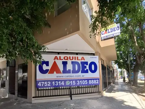 Local en Alquiler en Villa Maipu, $ 850.000