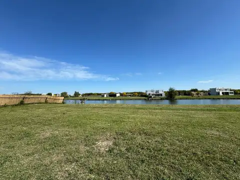 Terreno en Venta de 882,0 m2