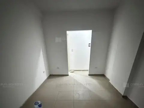 Local en Alquiler en La Plata, $ 350.000