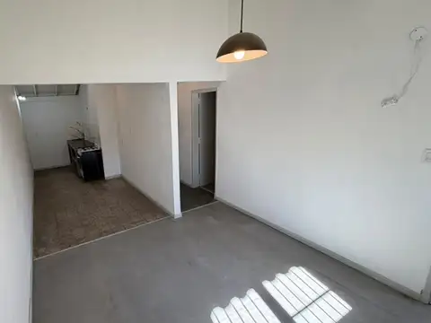 Depto Tipo Casa en Alquiler con 1 cocheras