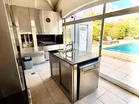 Casa en Alquiler de 3 dormitorios