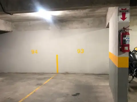 VENTA COCHERA ITUZAINGÓ - TORRES DURBAN OLAZÁBAL 