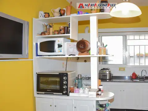 Casa 5 ambientes con 3 baños