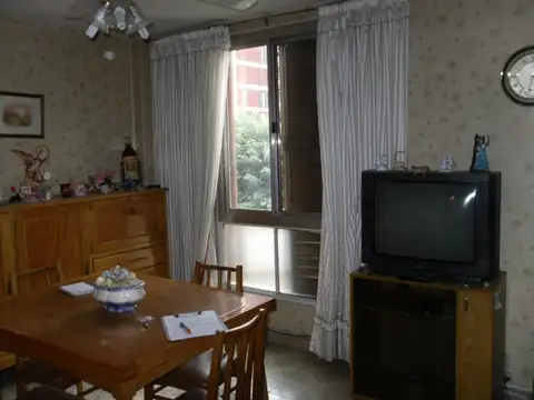 Centenario 3600, Piso 1