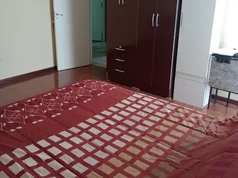 459 600