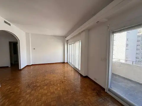 Departamento en Alquiler con 1 cocheras