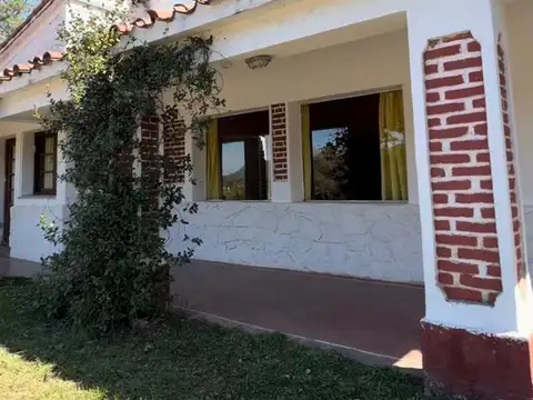 Avenida General Belgrano 100