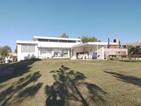 Puerto Roldan 1