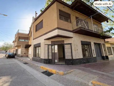 VENTA Casa   Local comercial en la 6ta sección oportunidad colectivos en puerta. Metrotranvía cerca