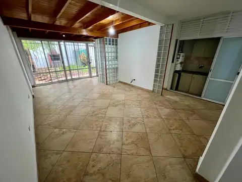 Depto Tipo Casa en Venta 15 años