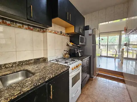 Depto Tipo Casa en Venta con 1 cocheras
