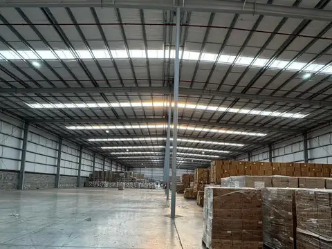 Alquiler Depósito 5.000 m2 en Parque industrial Pilarica