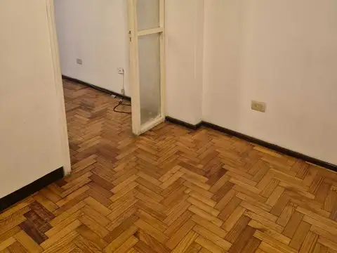 Oficina comercial o profesional muy céntrica Mza.