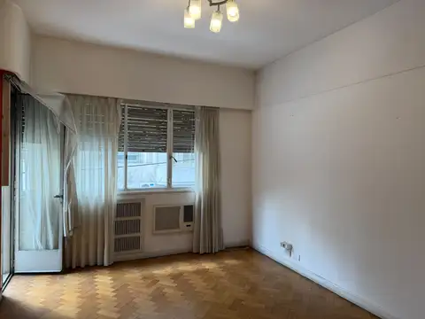 Avenida San Juan 3000, Piso 1
