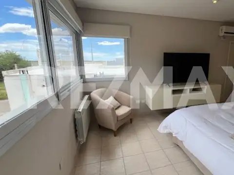 Casa en Venta en Neuquen, USD 285.000