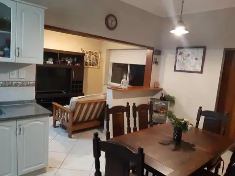 Paysandú 521 , Piso 0