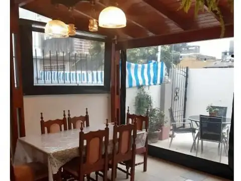 Depto Tipo Casa 5 ambientes con 1 baño