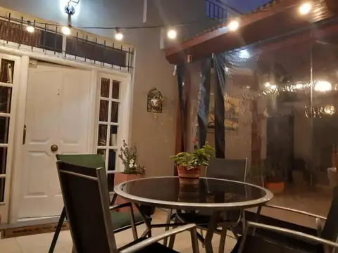 Depto Tipo Casa en Venta de 5 ambientes