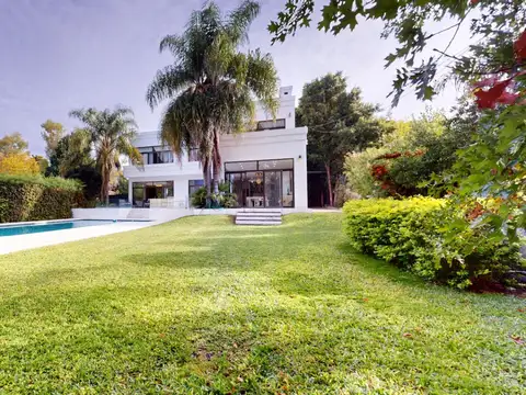 VENTA CASA 6 AMBIENTES CON PILETA EN SAN CARLOS COUNTRY