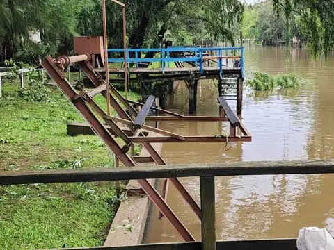Rio o Arroyo Banco Troika 100