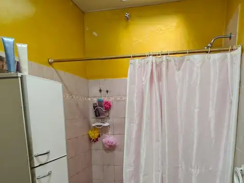 Casa en Venta con 4 cocheras