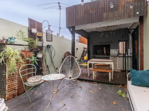 Casa 4 Ambientes Reciclada a Nuevo • 3 Baños • 180 m² • Villa Devoto