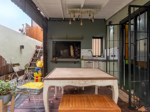 Casa 4 ambientes con 3 baños