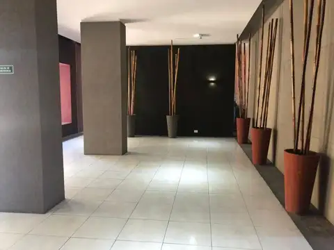 Av. Ricardo Balbin 900, Piso 13