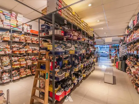 Avenida General Flores 2500