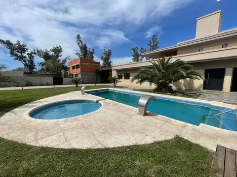 Casa en Venta en Villa Anisacate, USD 550.000