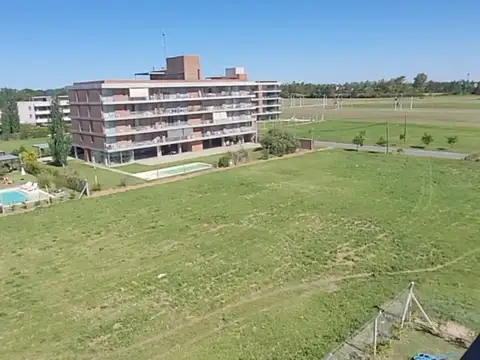 Departamento en Alquiler en Fisherton, $ 440.000