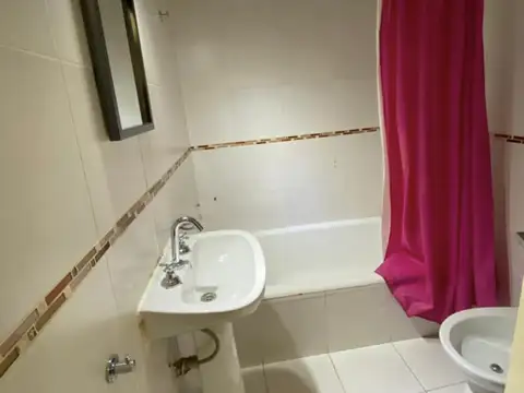 Departamento en Alquiler en Recoleta, $ 650.000