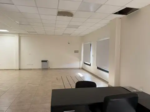 Oficina Monoambiente con 2 baños