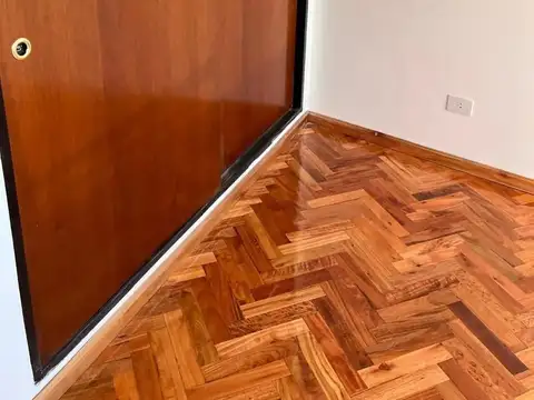 Departamento en Alquiler en Parque Patricios, $ 980.000