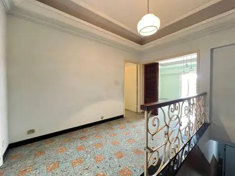 Depto Tipo Casa en Venta en Lanus Oeste, USD 85.000