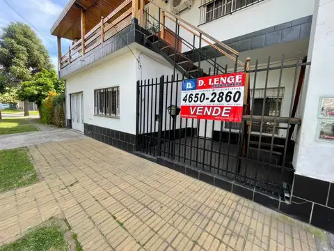 PH 3 AMBIENTES AL FRENTE EN PB CON GARAGE Y FONDO LIBRE