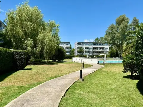 ALQUILER 4 AMBIENTES ,3 DORMITORIOS +COCHERA  ,COMPLEJO LA MORA TIGRE CENTRO