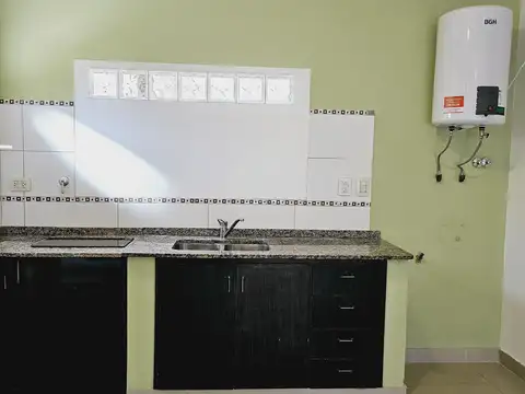 Depto Tipo Casa en Alquiler 1 año