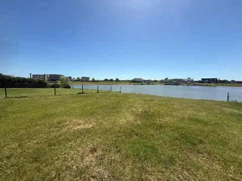 Terreno en Venta en San Sebastian, USD 47.000