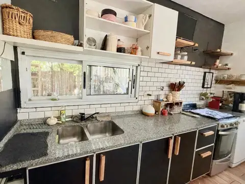 Casa 5 ambientes con 3 baños
