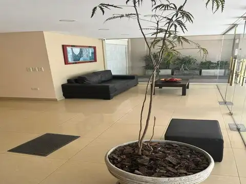 Olavarría 200, Piso 8