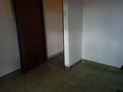 Depto Tipo Casa en Alquiler 40 años