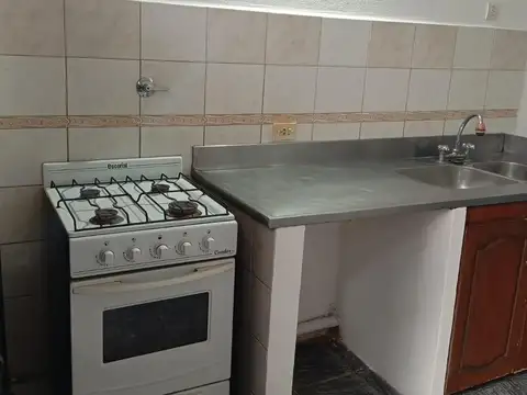 Depto Tipo Casa en Alquiler de 2 ambientes