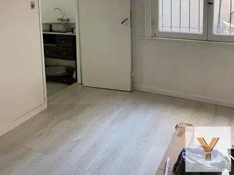 Local comercial en venta - 1 Baño Deposito - 77Mts2 - Vicente López